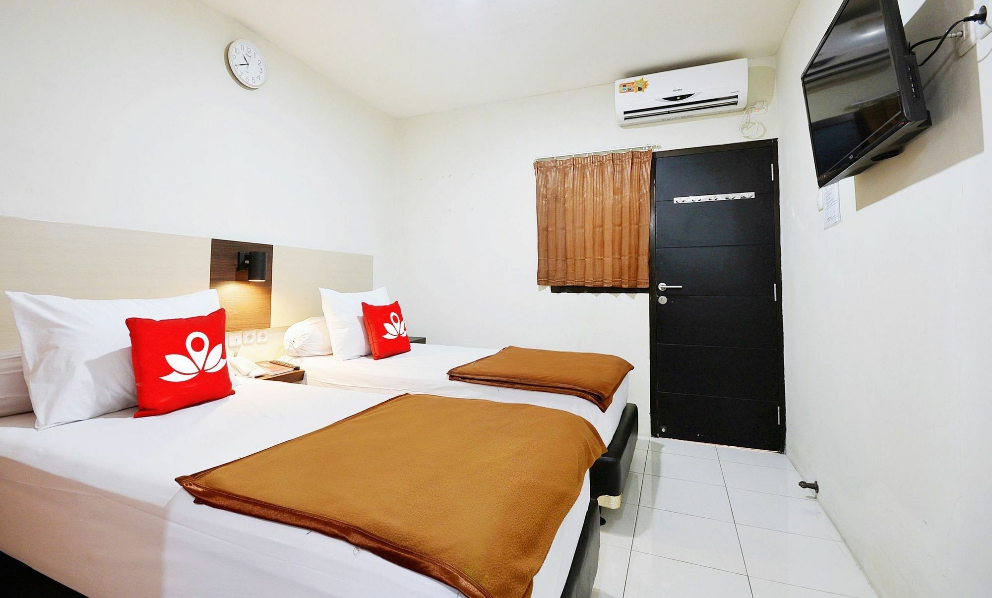 Zen Rooms Kuningan Syariah Jakarta Luaran gambar