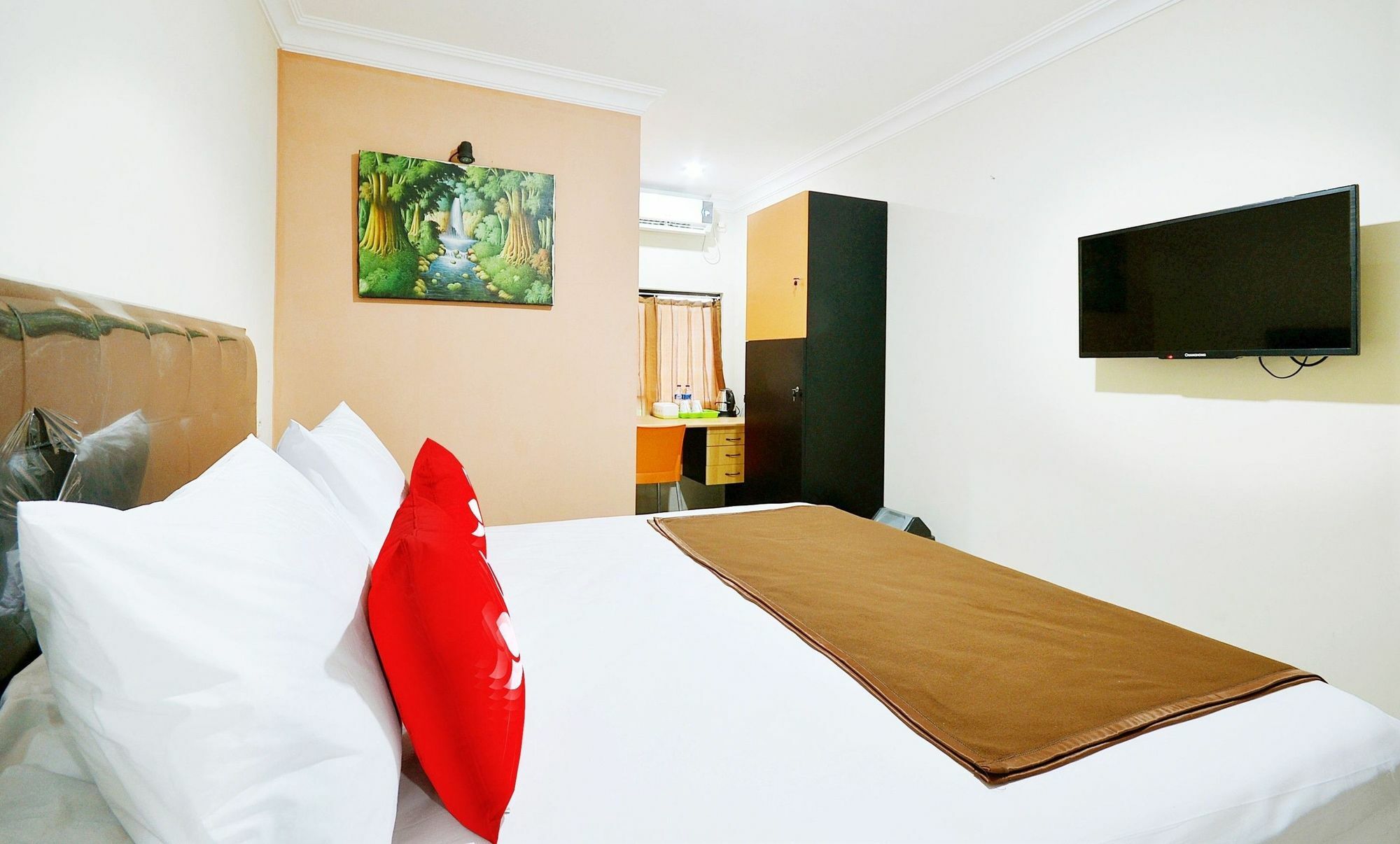 Zen Rooms Kuningan Syariah Jakarta Luaran gambar