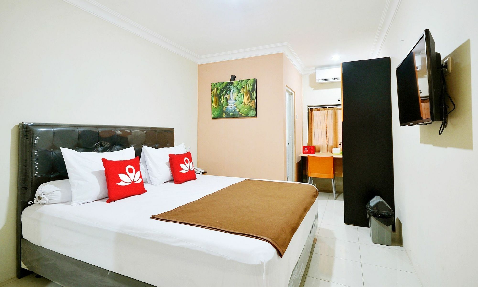 Zen Rooms Kuningan Syariah Jakarta Luaran gambar