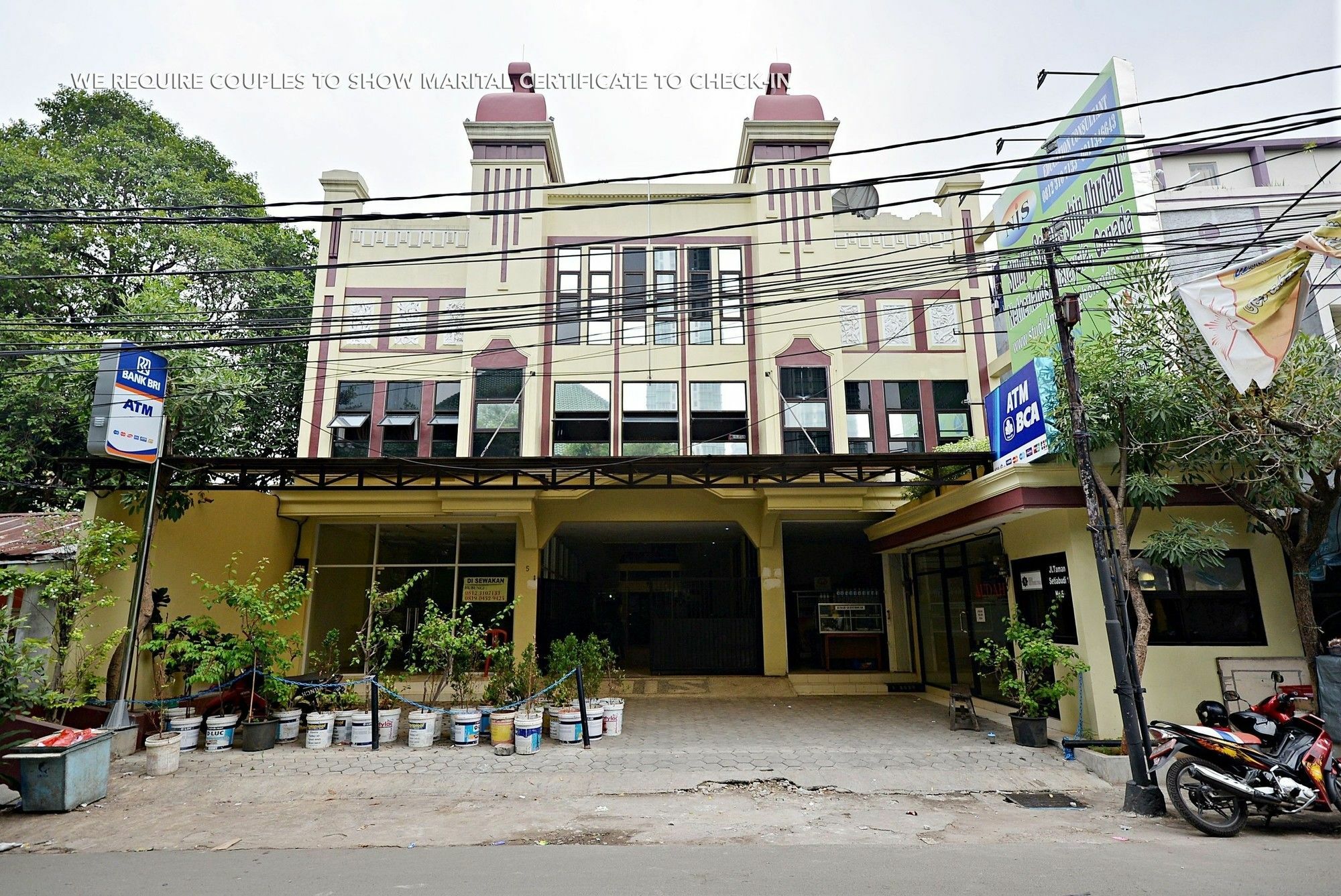 Zen Rooms Kuningan Syariah Jakarta Luaran gambar