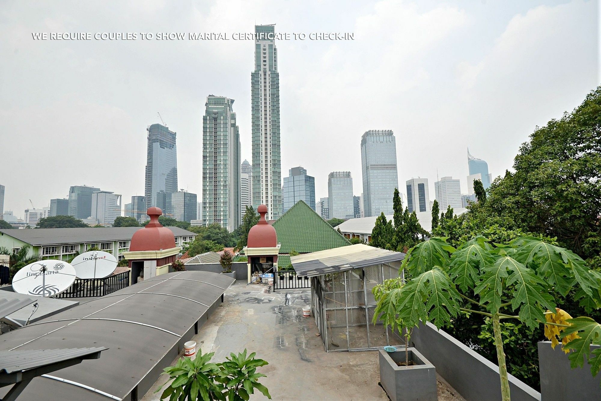 Zen Rooms Kuningan Syariah Jakarta Luaran gambar